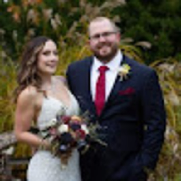 Meet your Posher, Sarah - Picture 1 of 1